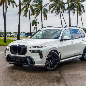 Aluguel de um BMW X7 xDrive40i de luxo em Miami